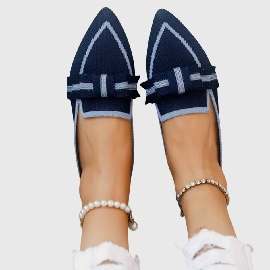 Betty | Black Pointed Buckle Loafers